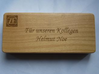 Gravur auf Holz- / Leder Etui 