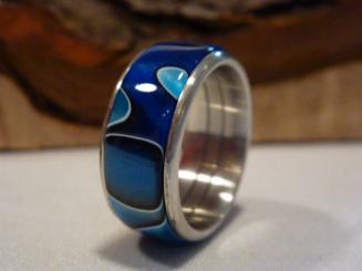 Edelstahl mit Acryl Blau 